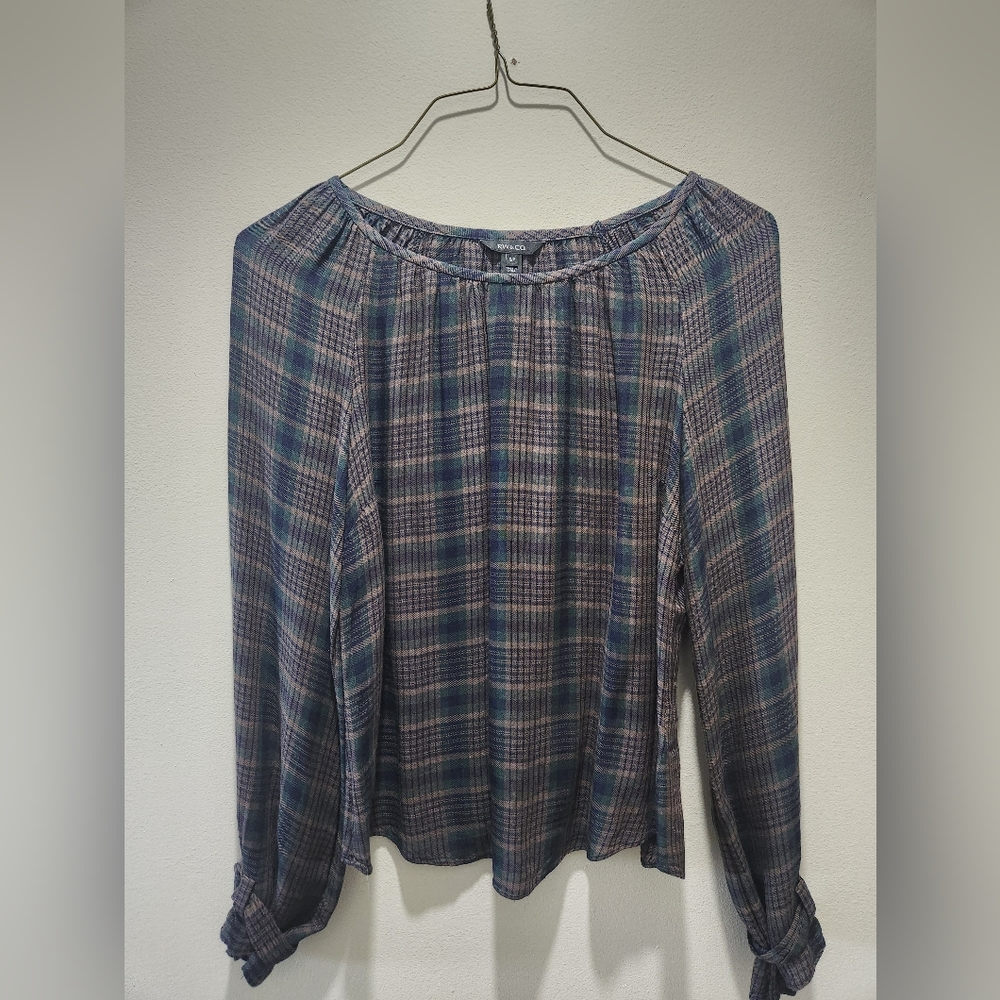 Chic long sleeve from RW&Co